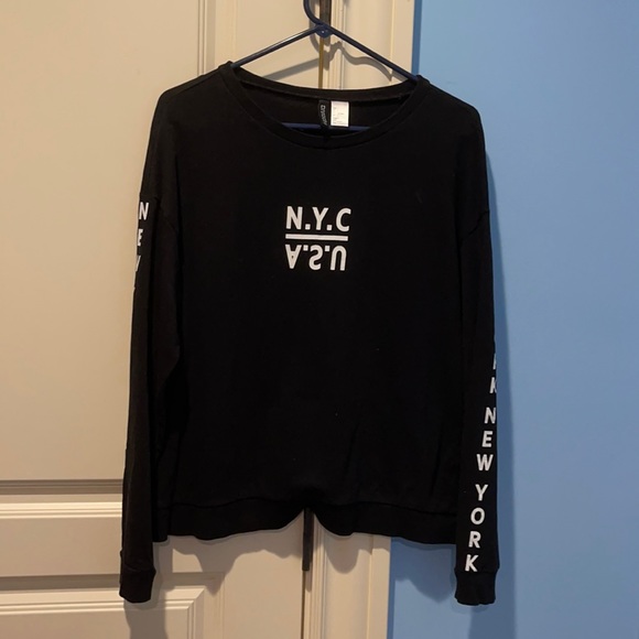 crewneck - Picture 1 of 3